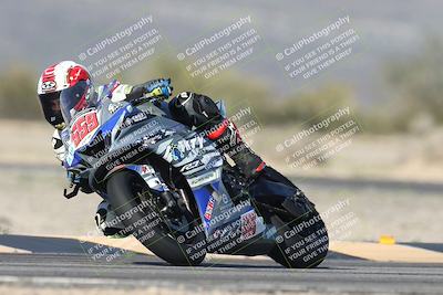 media/Jan-15-2026-Racers Edge (Thu) [[dfebeb70ab]]/2-A Group/Session 5 (Turn 5)/